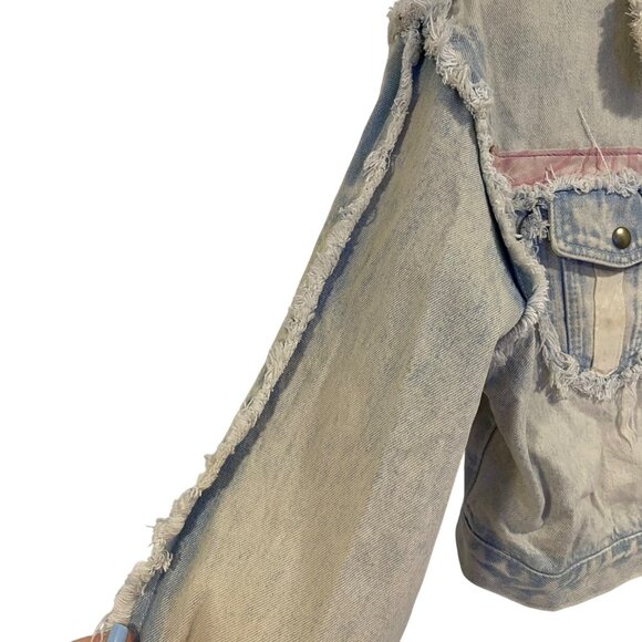 Vintage Furrina Cropped Lightwash Denim Jacket Size L - Picture 5 of 12